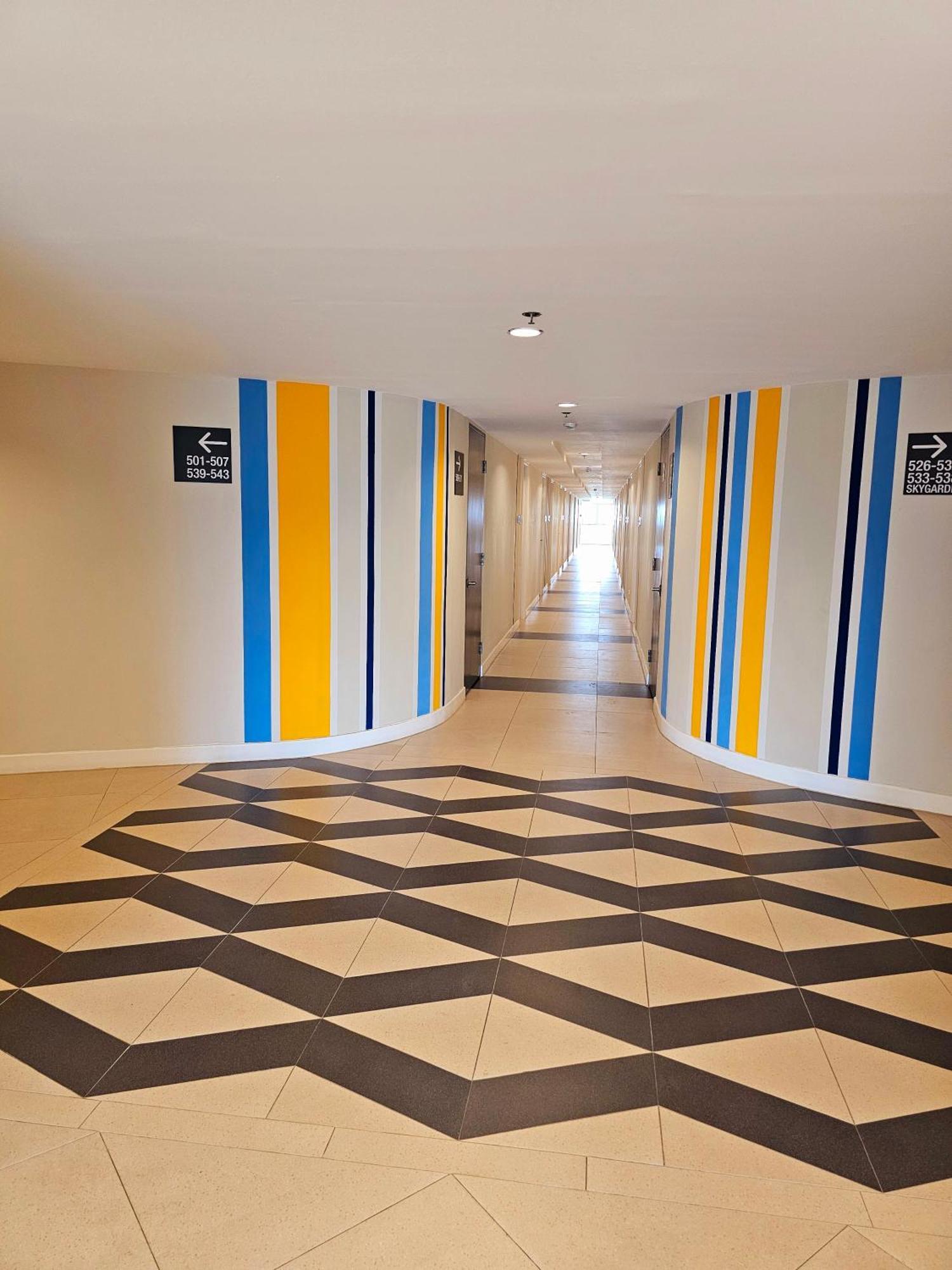 Acellyne'S Suites At The Residences At Commonwealth By Century Кесон Сити Екстериор снимка