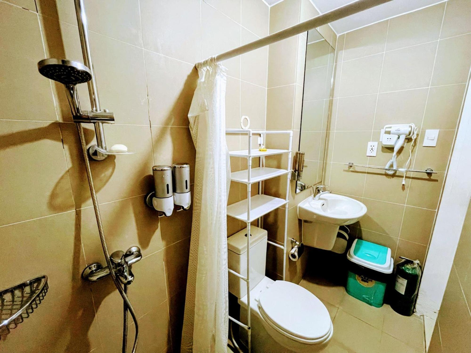 Acellyne'S Suites At The Residences At Commonwealth By Century Кесон Сити Стая снимка